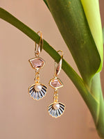 She Sells Sea Shells - Gold