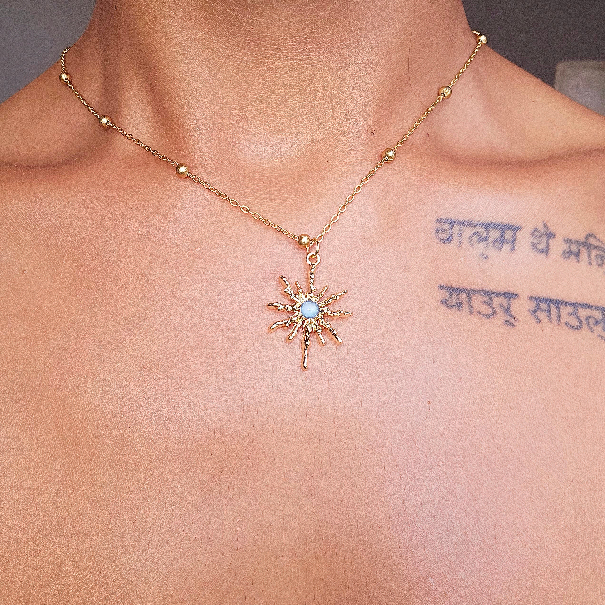 Sun Star - Dainty Gold