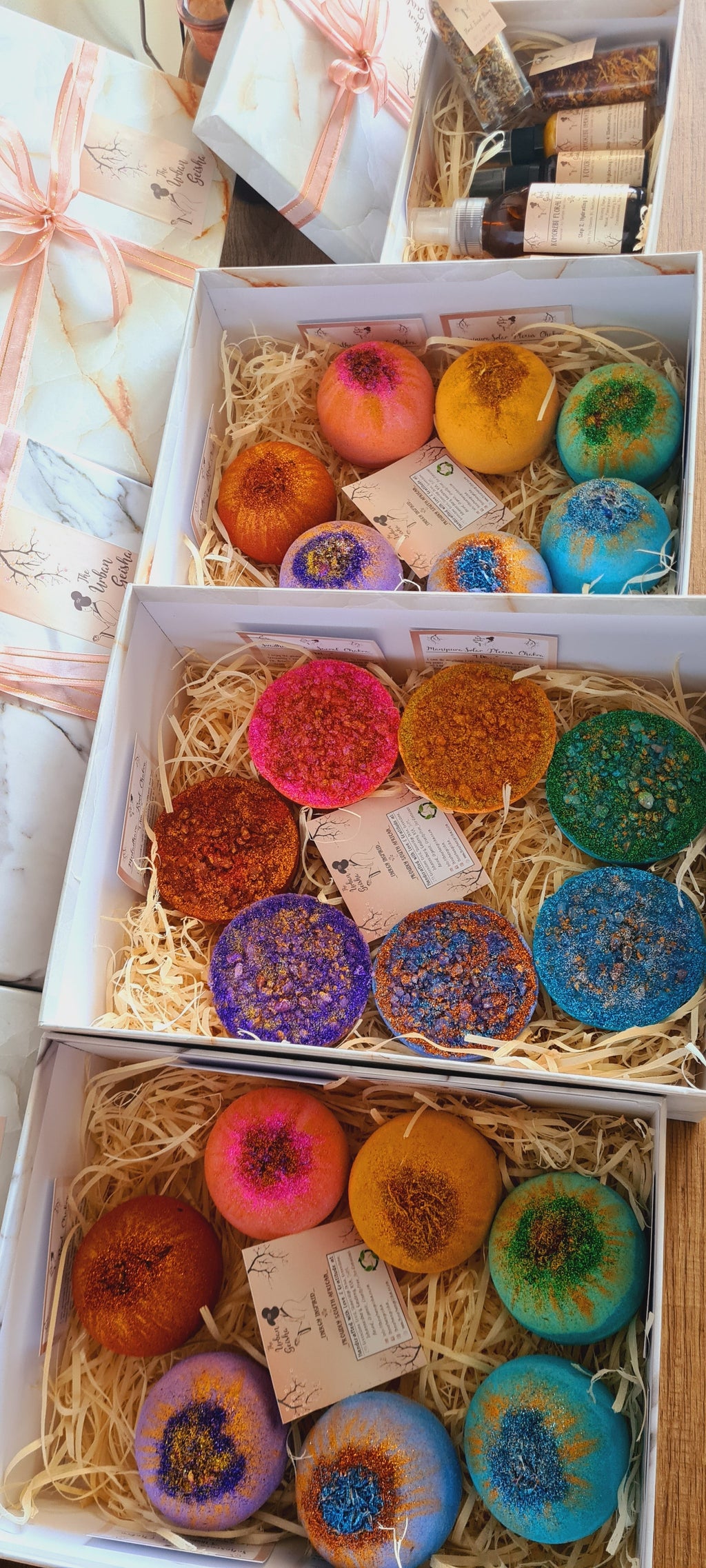 Chakra Gift Box (Mini Bath Bombs) - Crystals Incl.