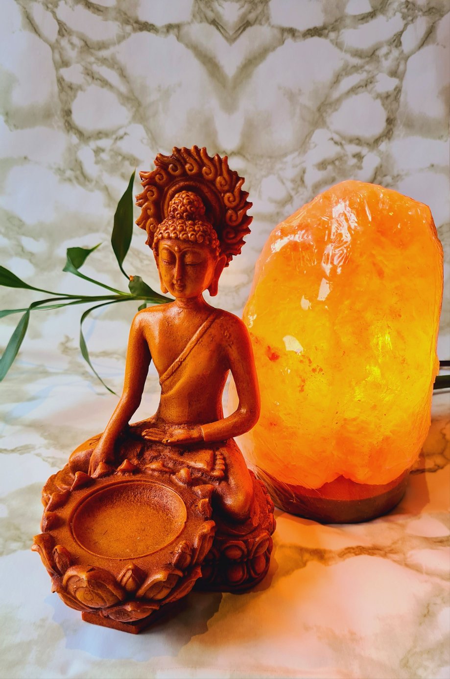 Himalayan Salt Lamp & Buddha Gift Set